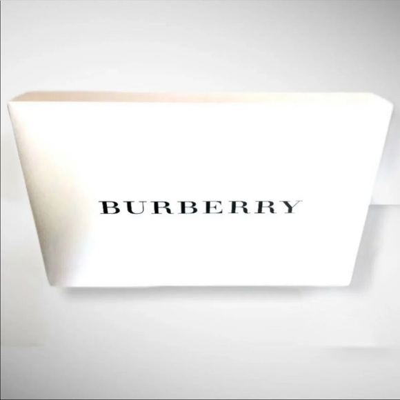 Burberry Pouch - Picture 5 of 7